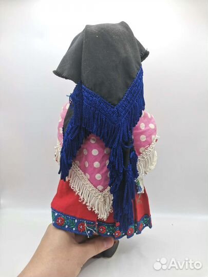 Кукла в народном чешском костюме Lidovа Тvorba