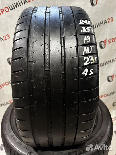 Michelin Pilot Sport 4 S 245/35 R19 и 265/30 R19 93Y