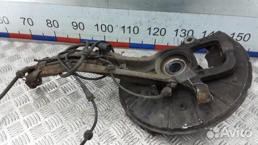 Ступица передняя левая audi Q7 (LAD05K901)