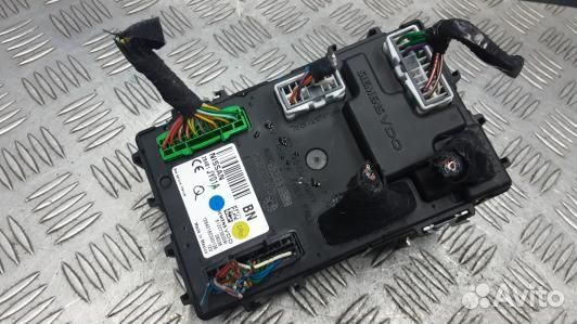 Блок управления renault koleos (LNI04NC01)