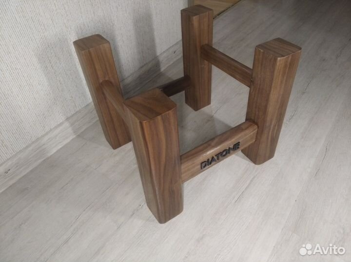 Подиумы для акустики Diatone