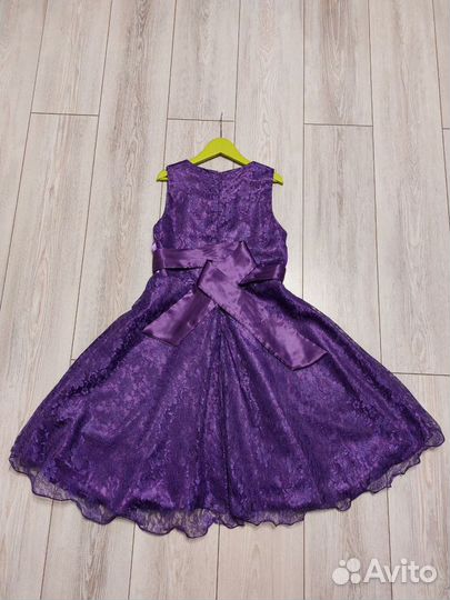 Платье праздничное для девочки 152