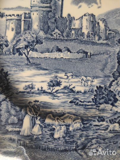 Тарелка castle story, история замков. Синяя 17.5
