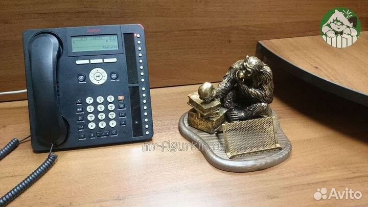 Настольная визитница 