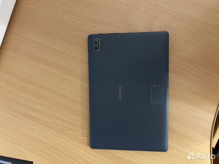 Планшет Digma