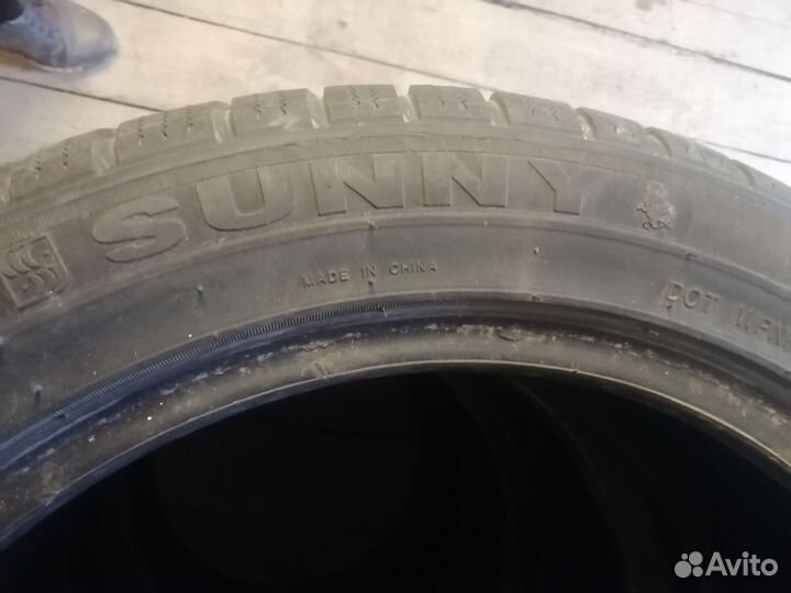 Sunny SN3830 215/50 R17