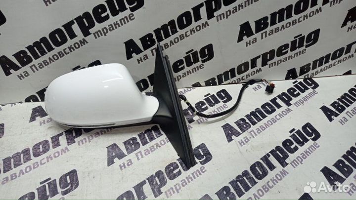 Зеркало правое Audi A4 8K2 cdhb 07.06.2008