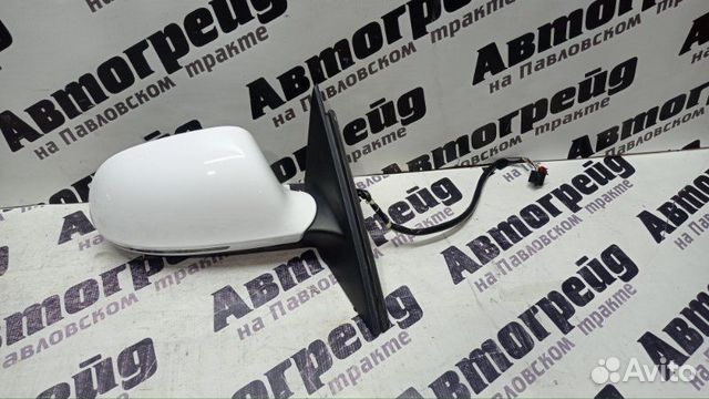 Зеркало правое Audi A4 8K2 cdhb 07.06.2008