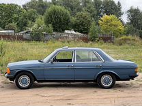 Mercedes-Benz W123 2.0 MT, 1977, 266 000 км, с пробегом, цена 650 000 руб.