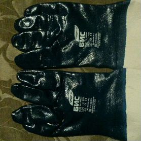 Новые перчатки. Перчатки защитные прорезиненные