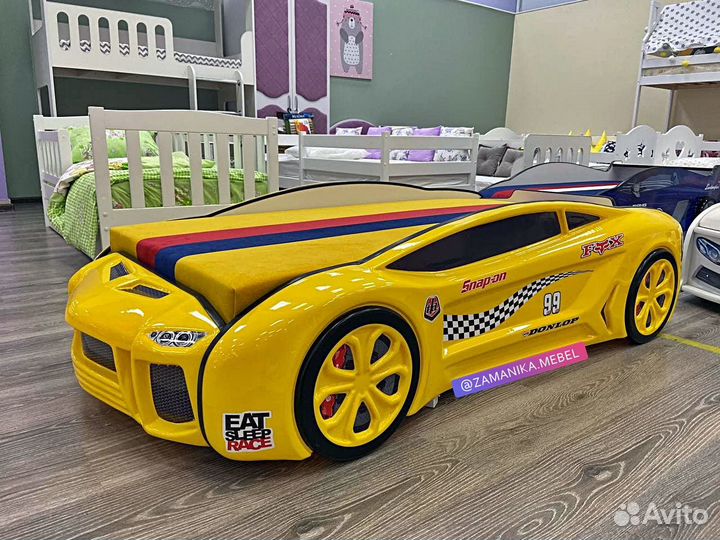 Детская кровать с матрасом машина