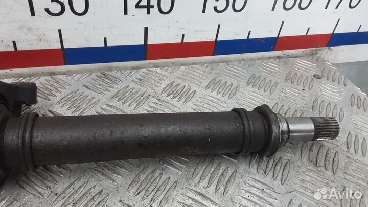 Полуось передняя правая (приводной вал, шрус)