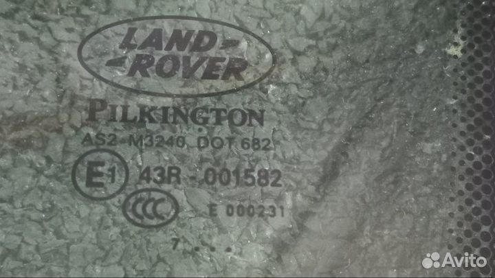 Стекло двери форточка заднее левое Land Rover