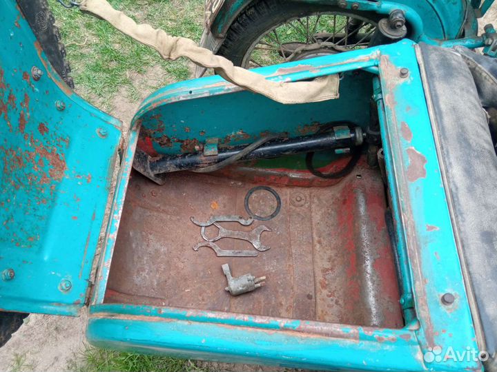 Продам Урал М-63 67г.в. С ключами и документами