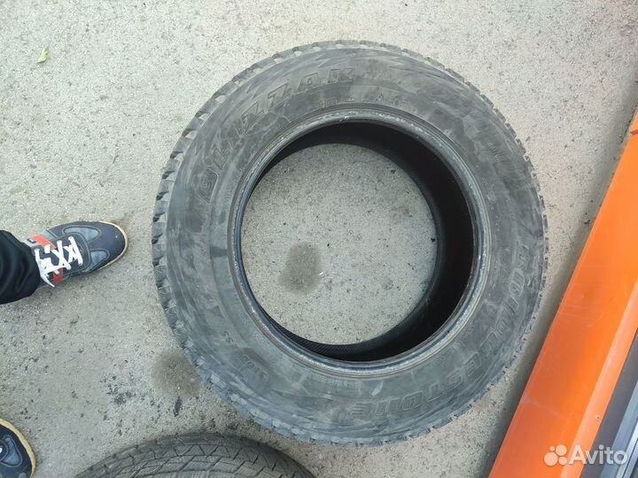 Bridgestone Blizzak Ice 275/60 R18 113R