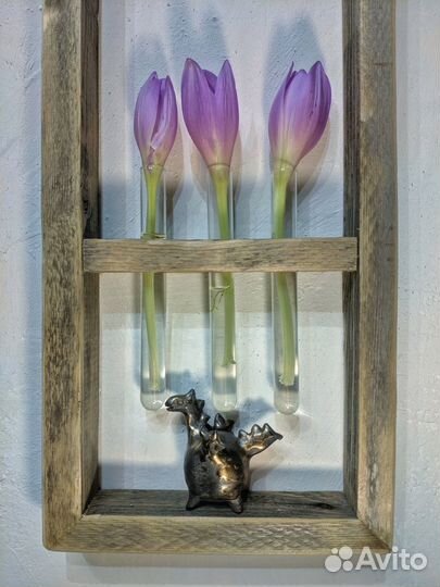 Рамка с пробирками для живых цветов