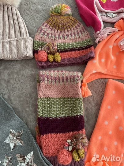 Шапки и шарфы комплектами