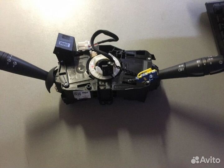 Блок подрулевых переключателей Рено Логан 2