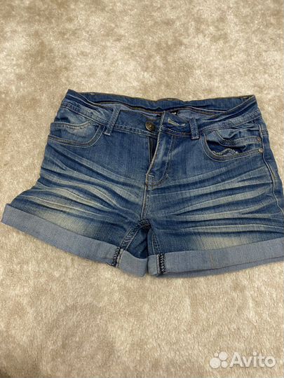 Шорты 44