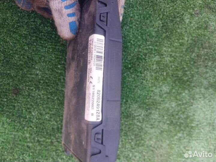 Блок комфорта Renault Symbol 2006