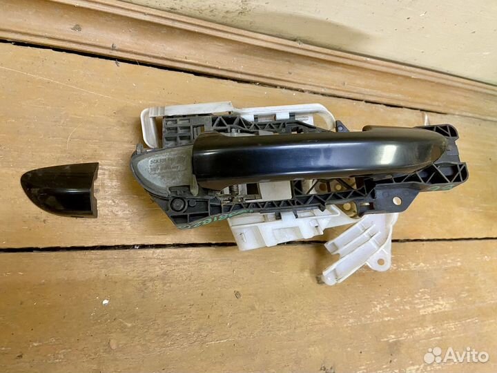 Ручка двери передней правой Volkswagen passat b6