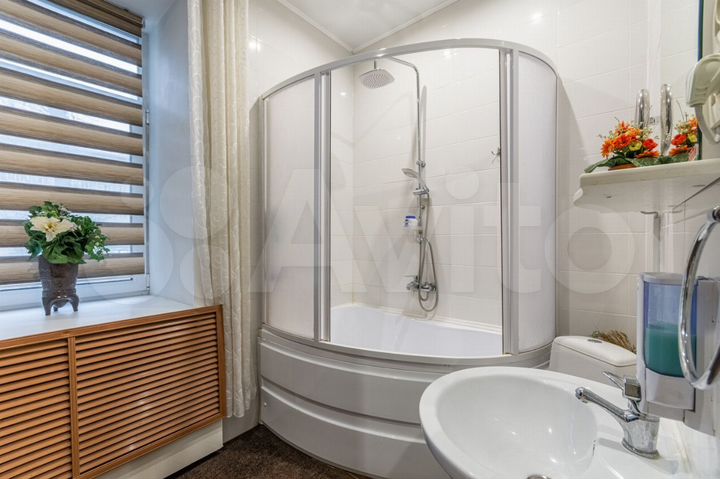 Комната 18 м² в 3-к., 2/4 эт.