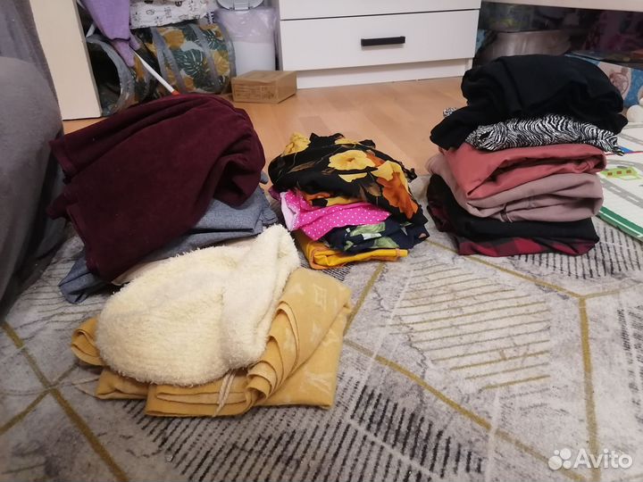 Пакет женской одежды на 46 48