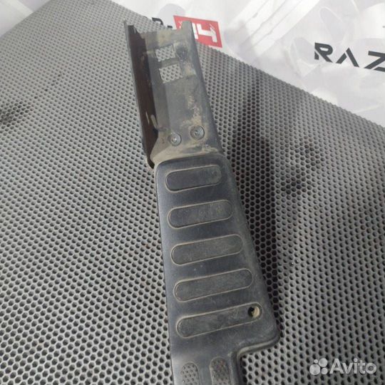 Накладка внутренняя на порог DAF XF 105 2008