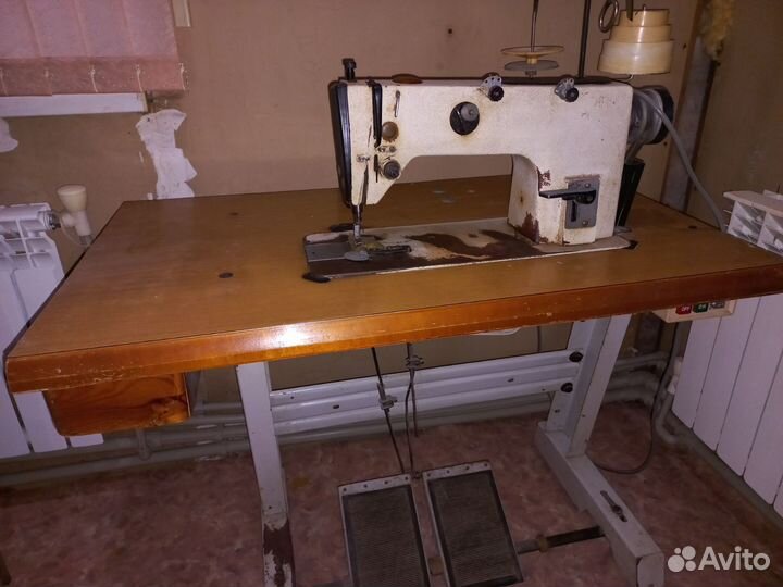 Швейная машинка бу