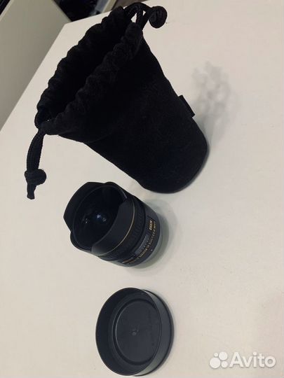 Объектив Nikon (рыбий глаз)