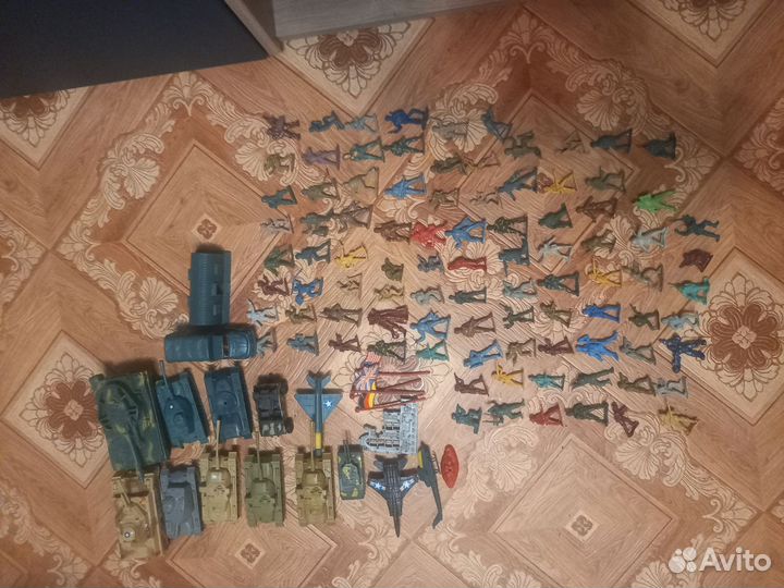 Пластмассовые солдатики