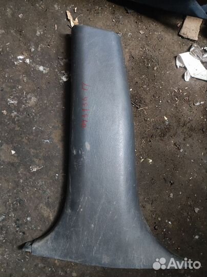 Обшивка стойки средней левой нижняя Toyota Camry 1