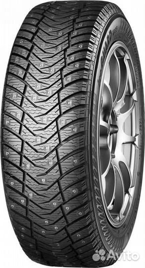 Yokohama IceGuard Stud IG65 275/45 R21 110T