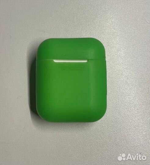 Наушники AirPods