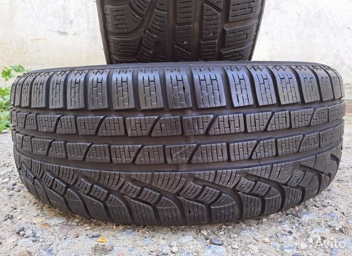 Pirelli Winter Sottozero 205/55 R17 95H