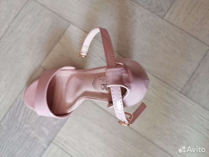 Туфли женские 37 размер