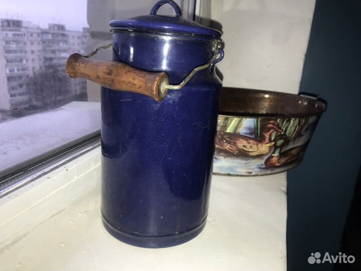Бидон эмалированный и тазик СССР