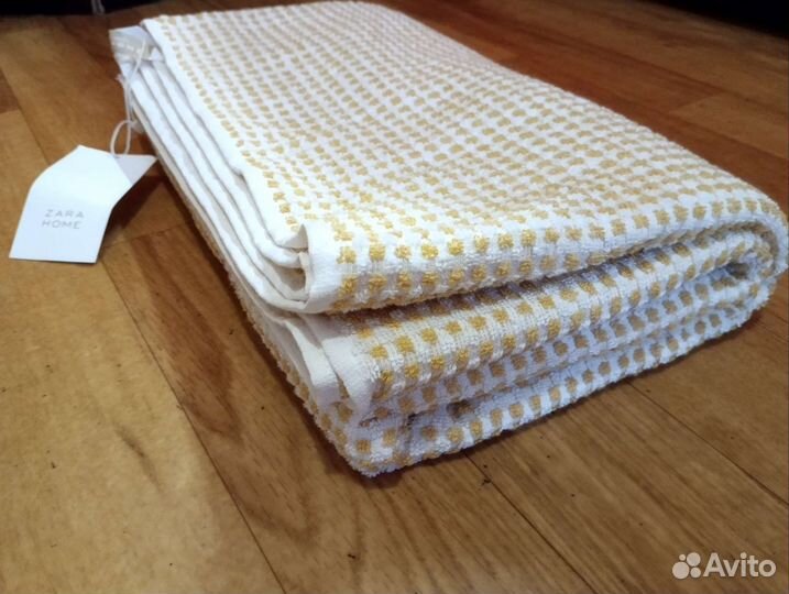 Махровое полотенце Zara