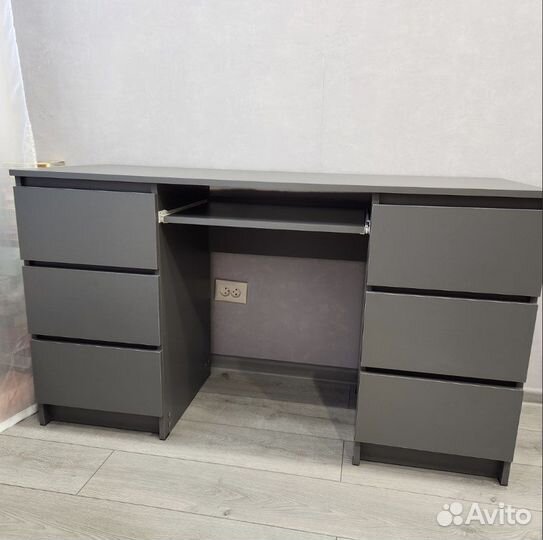 Стол письменный/компьютерный новый