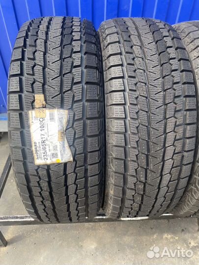 Yokohama Ice Guard G075 235/65 R17