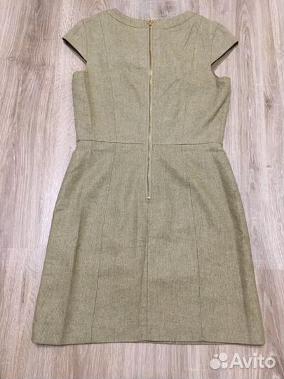 Продам платья (много)