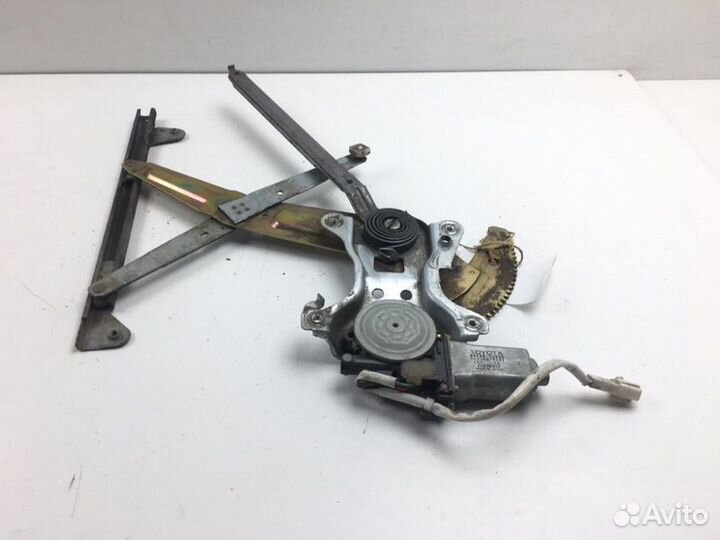 Стеклоподъемный механизм передний левый Toyota