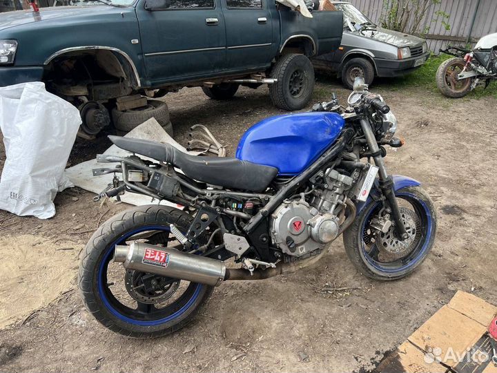 Мотоцикл Honda cb 400