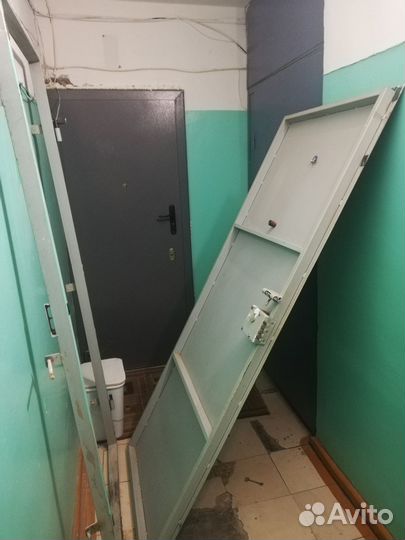 Дверь входная металлическая