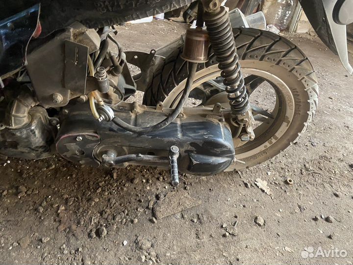 Скутер Storm l