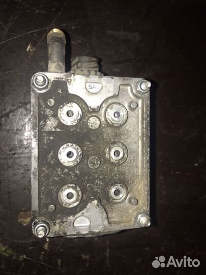 Клапан управления Кпп Скания 1493771