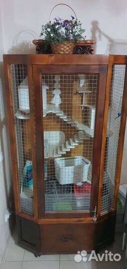 Клетка для грызунов очень большая
