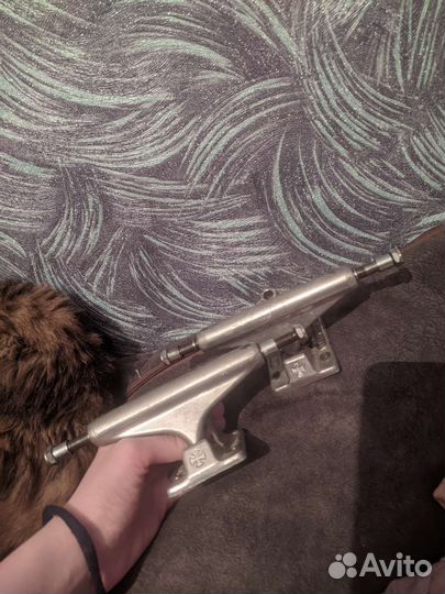 Подвески для скейтборда Independent