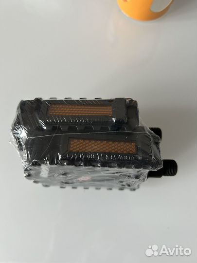 Педали для велосипеда