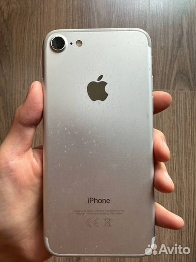 iPhone 7, 32 ГБ